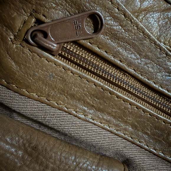 Wilson’s Leather Briefcase Super Distressed Light Brown - Picture 10 of 15